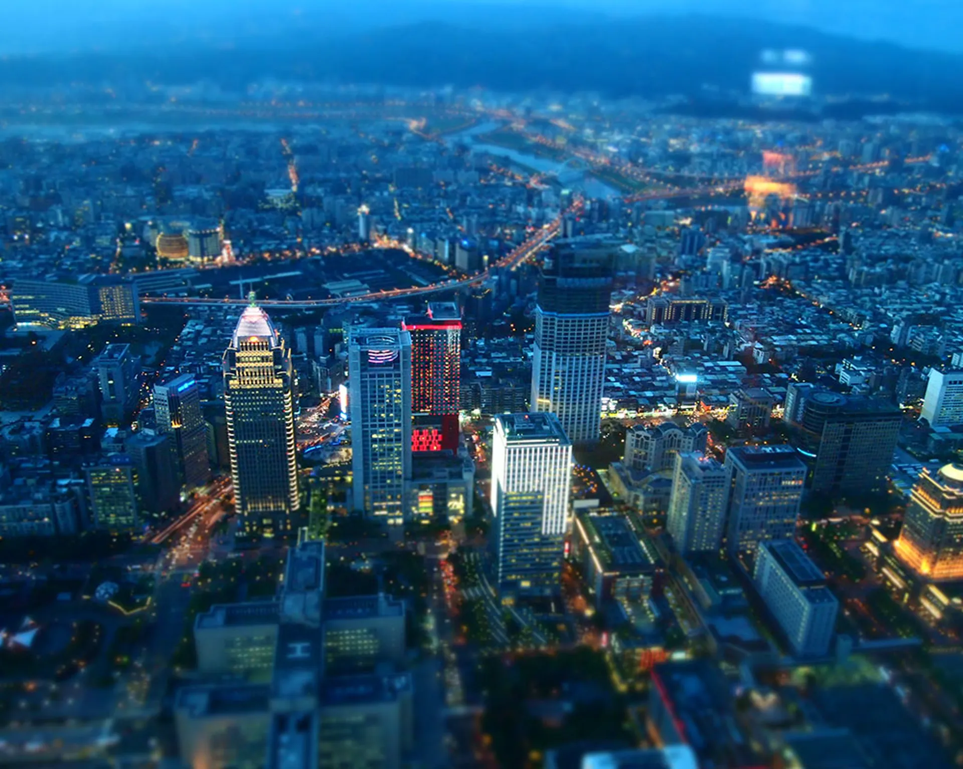 Skyline bei Nacht